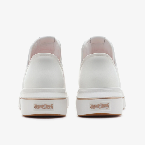 CALZADO CASUAL FEMENINO SKECHERS PREMIUM LEATHER SLIP-INS SNOOP ONE – OG WHITE