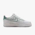 CALZADO CASUAL MASCULINO NIKE AIR FORCE 1 LOW RESORT AND SPORT
