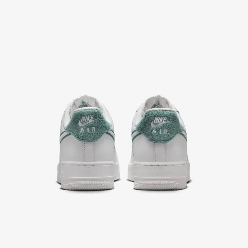 CALZADO CASUAL MASCULINO NIKE AIR FORCE 1 LOW RESORT AND SPORT