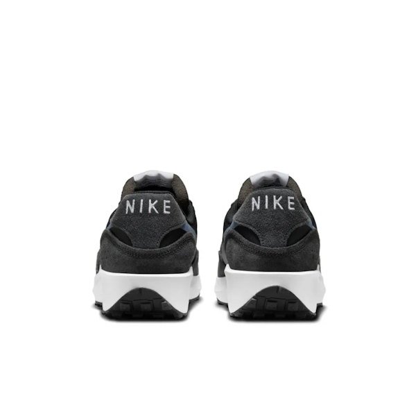 CALZADO DEPORTIVO MASCULINO NIKE WAFFLE DEBUT