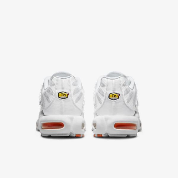 CALZADO DEPORTIVO MASCULINO NIKE AIR MAX PLUS UTILITY