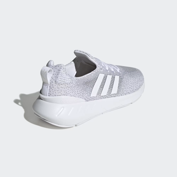 CALZADO DEPORTIVO FEMENINO ADIDAS SWIFT RUN 22