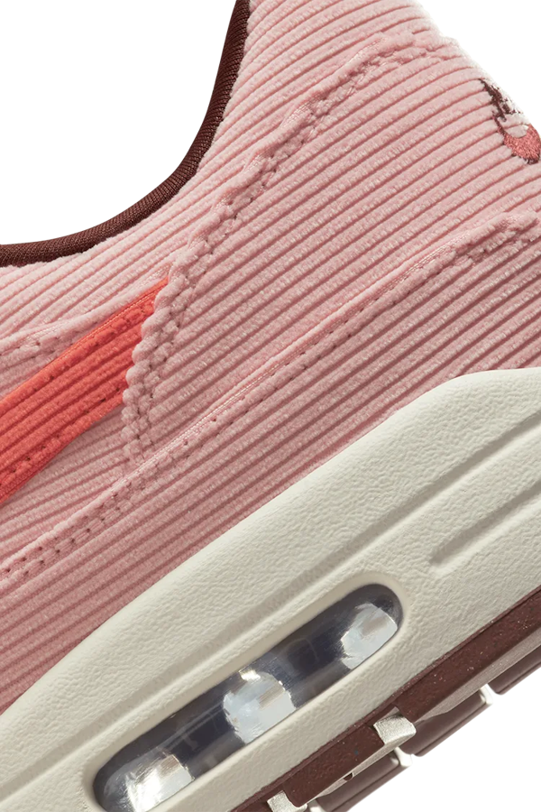 CALZADO CASUAL FEMENINO NIKE AIR MAX 1 PANA