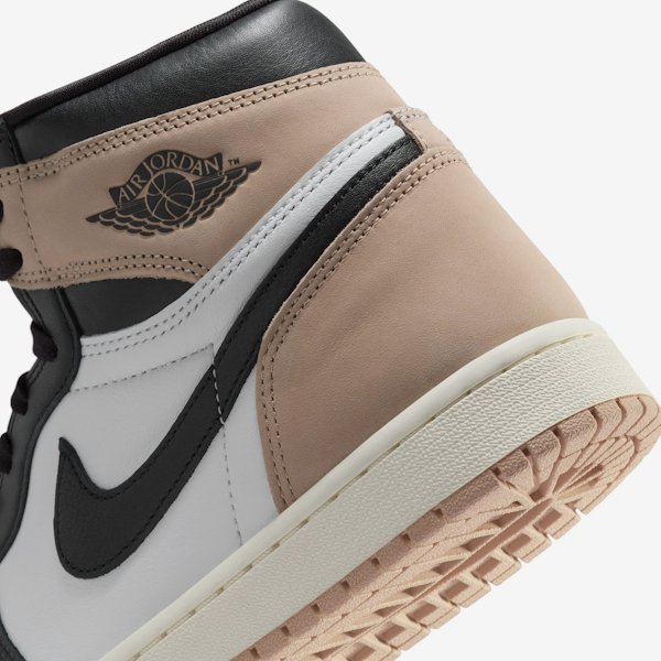CALZADO CASUAL FEMENINO NIKE AIR JORDAN 1 RETRO HIGH OG
