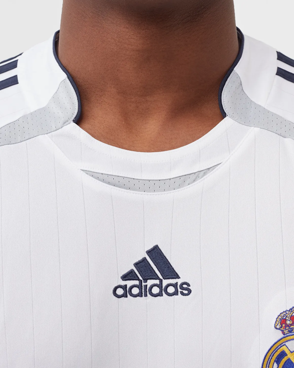 CAMISETA DEPORTIVO MASCULINO ADIDAS REAL MADRID TEAMGEIST 21/22 MANGAS CORTAS