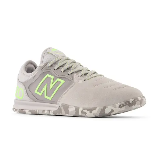 CALZADO DEPORTIVO MASCULINO NEW BALANCE AUDAZO V5+ PRO SUEDE INDOOR FUTSAL
