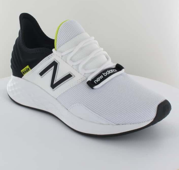 CALZADO DEPORTIVO MASCULINO NEW BALANCE FRESH FOAM ROAV D