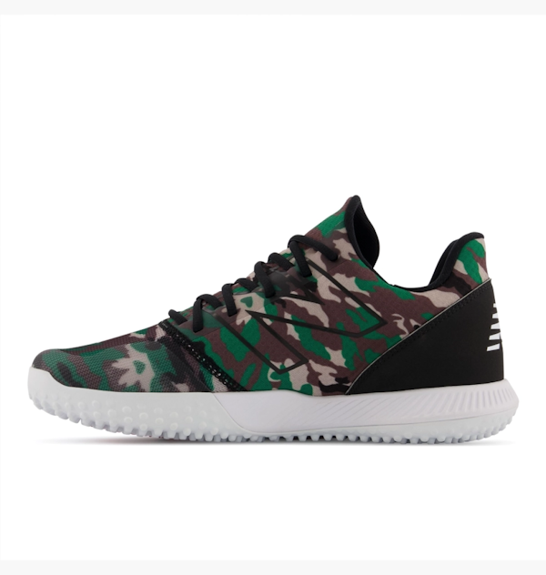 CALZADO DEPORTIVO MASCULINO NEW BALANCE FUELCELL 4040 V6 TURF CAMO