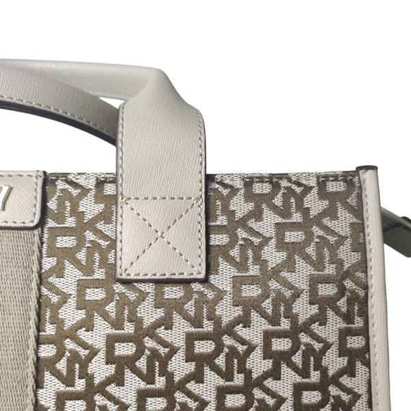 BOLSO FEMENINO DKNY TOTE CARLITA MONOGRAMA