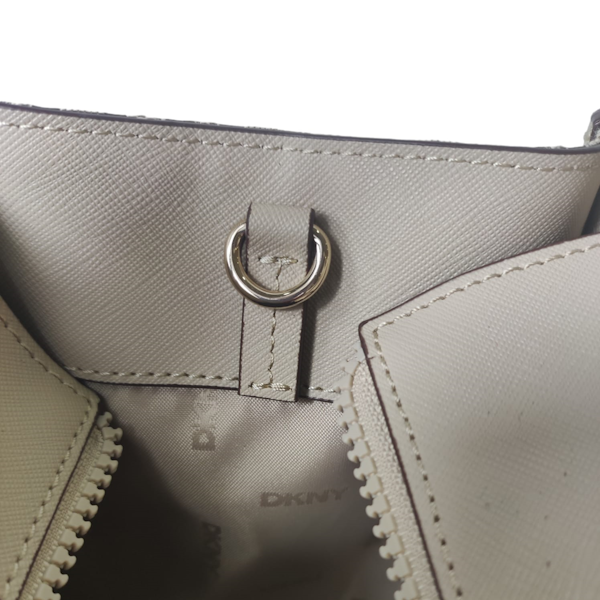 BOLSO FEMENINO DKNY TOTE CARLITA MONOGRAMA