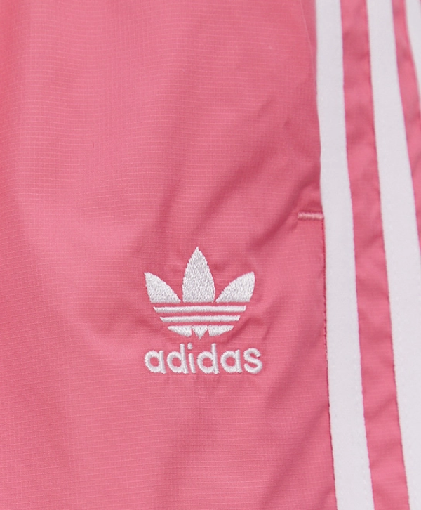 SHORT DEPORTIVO FEMENINO ADIDAS ADICOLOR RIPSTOP
