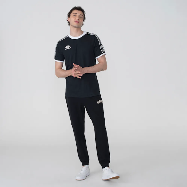 CAMISETA CASUAL MASCULINO UMBRO TRADITIONAL CLUB MANGAS CORTAS
