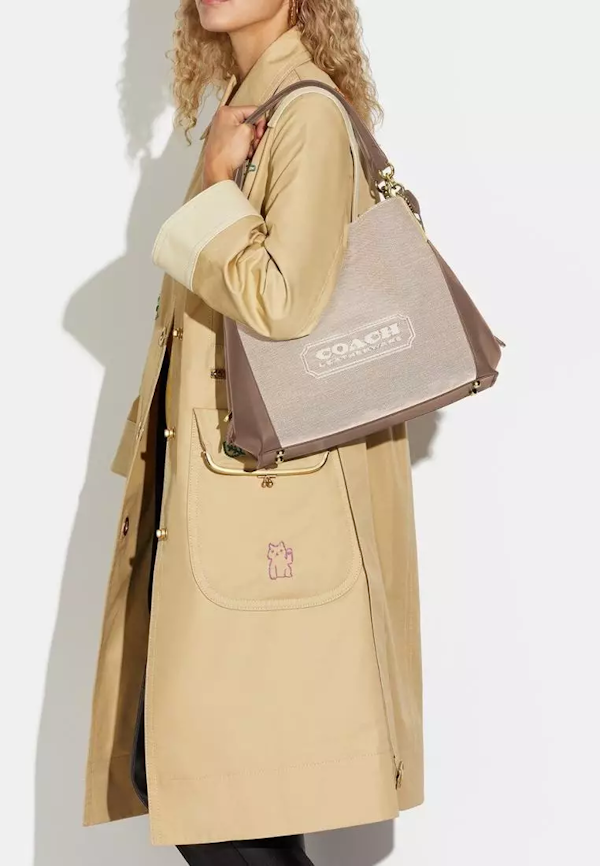 BOLSO GRANDE FEMENINO COACH DALTON 31 CON INSIGNIA