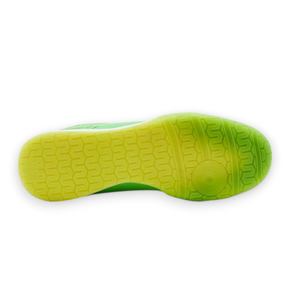 CALZADO DEPORTIVO INFANTIL KELME SCALPEL DE FUTSAL