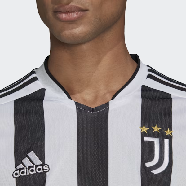 CAMISETA DEPORTIVO MASCULINO ADIDAS JUVENTUS LOCAL 21/22