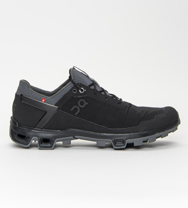 CALZADO DEPORTIVO MASCULINO ON-RUNNING CLOUDVENTURE PEAK