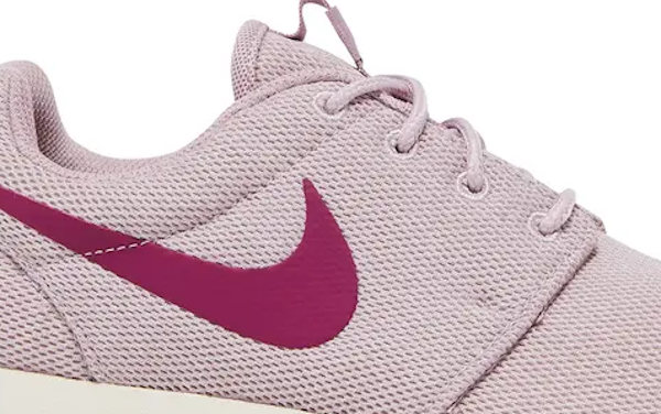 CALZADO DEPORTIVO FEMENINO NIKE ROSHE ONE