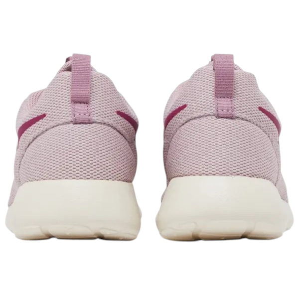 CALZADO DEPORTIVO FEMENINO NIKE ROSHE ONE