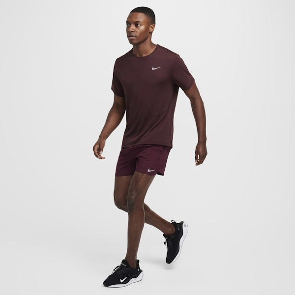 CAMISETA DEPORTIVO MASCULINO NIKE DRI-FIT UV MILER MANGAS CORTAS