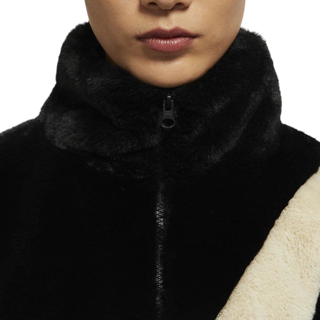 CHAQUETA NIKE FEMENINO PIEL SINTETICA