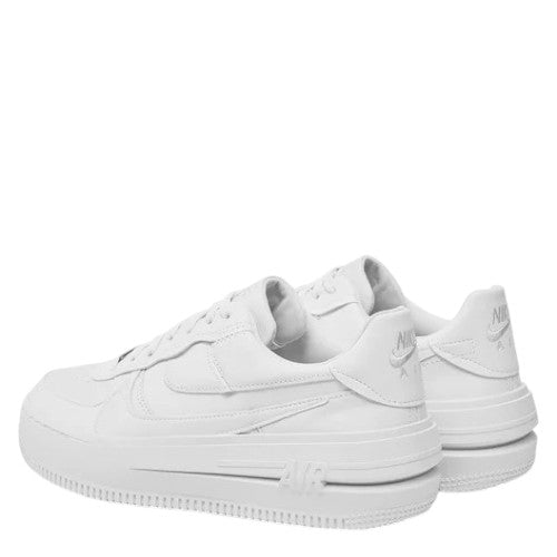 CALZADO CASUAL FEMENINO NIKE AIR FORCE 1 PLT.ORM