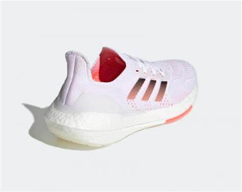 CALZADO DEPORTIVO ADIDAS FEMENINO ULTRABOOST 22 HEAT.RDY