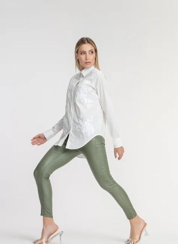 PANTALÓN FEMENINO LA TAY RESINADA CORA