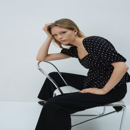 BLUSA FEMENINO QUIZ PEPLUM CON ESTAMPADO NEGRO