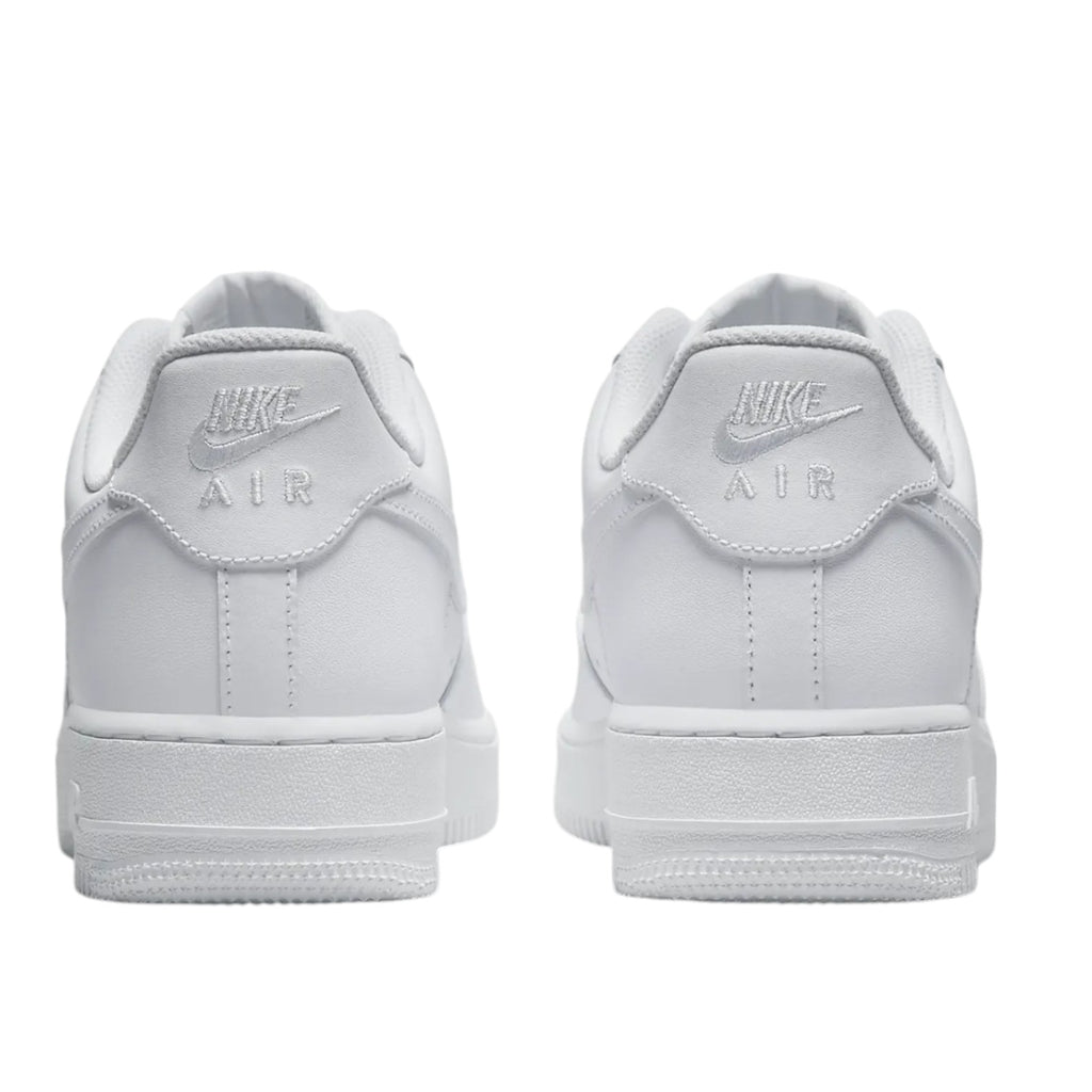 CALZADO DEPORTIVO MASCULINO NIKE AIR 1 “07 MENS