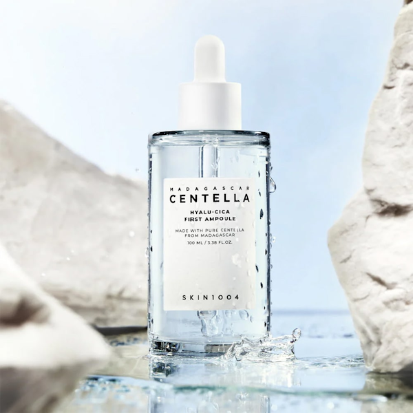 SÉRUM FACIAL SKIN1004 MADAGASCAR CENTELLA HYALU-CICA FIRST AMPOULE 100ML