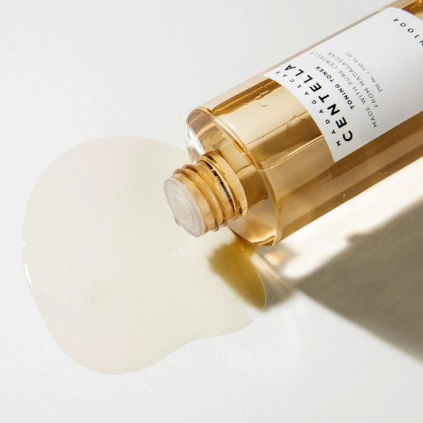 TÓNICO FACIAL SKIN1004 MADAGASCAR CENTELLA TONING 210ML